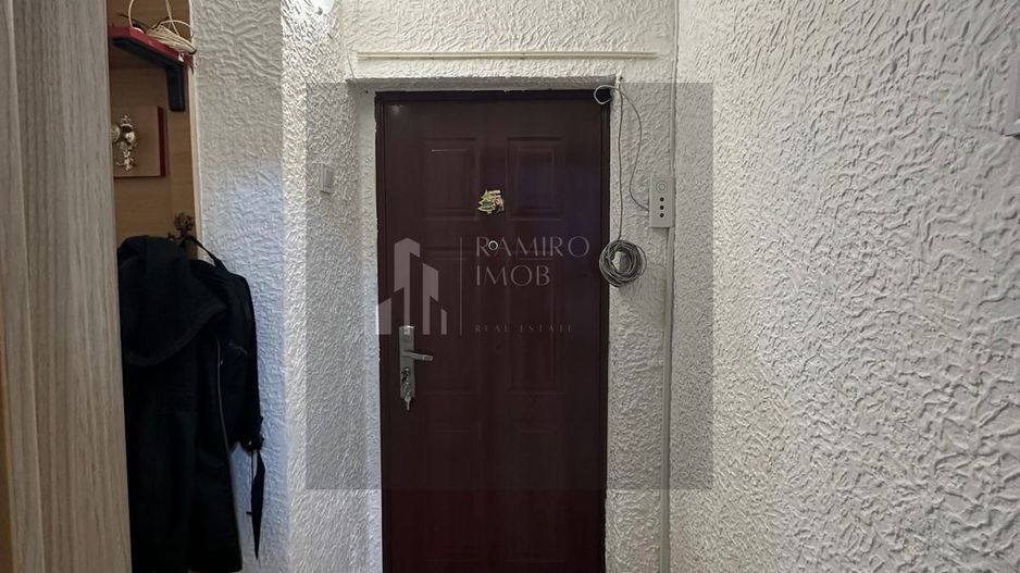 3 Camere 70mp - Partial Renovat - Metrou Aparatori la 1 Min - Poză 4