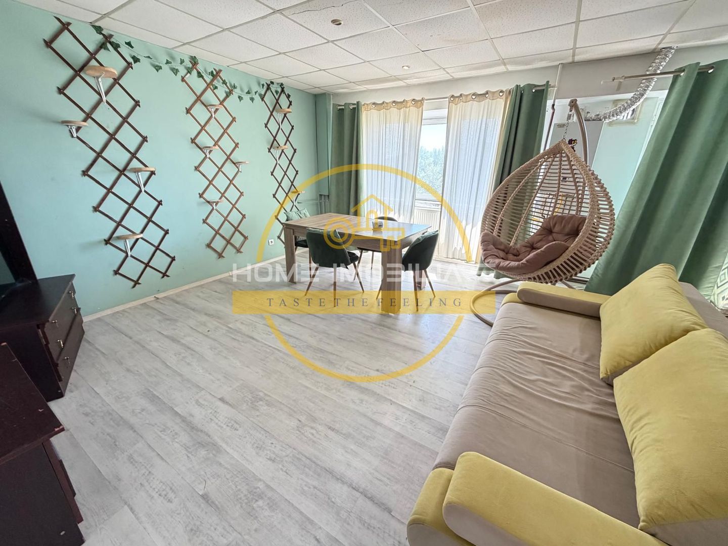 Apartament cu 3 camere / 75mp/ zona Nicolina prima statie - Poză 1