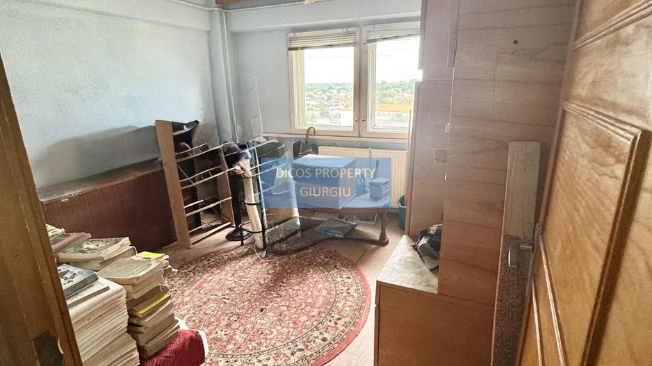 Apartament 4 Camere – Lângă Liceul Maiorescu, Giurgiu - Poză 3