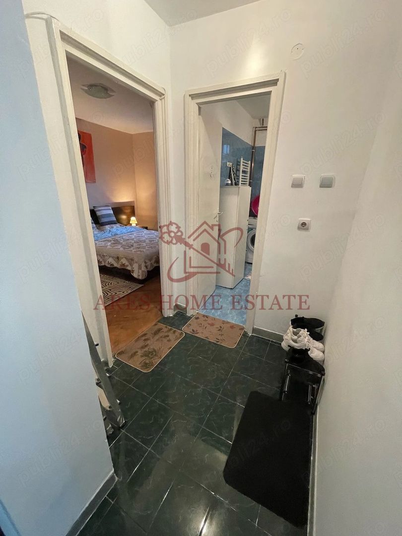 Apartament 2 camere decomandat ultracentral - Poză 3