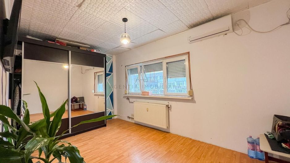 4 Camere Apusului Bloc Anvelopat Posibilitate Centrala - Poză 1