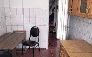 Apartament cu 3 camere în Păcurari, zonă comercială (Kaufland). Camera disponibilă pentru studenți. - Poză 7