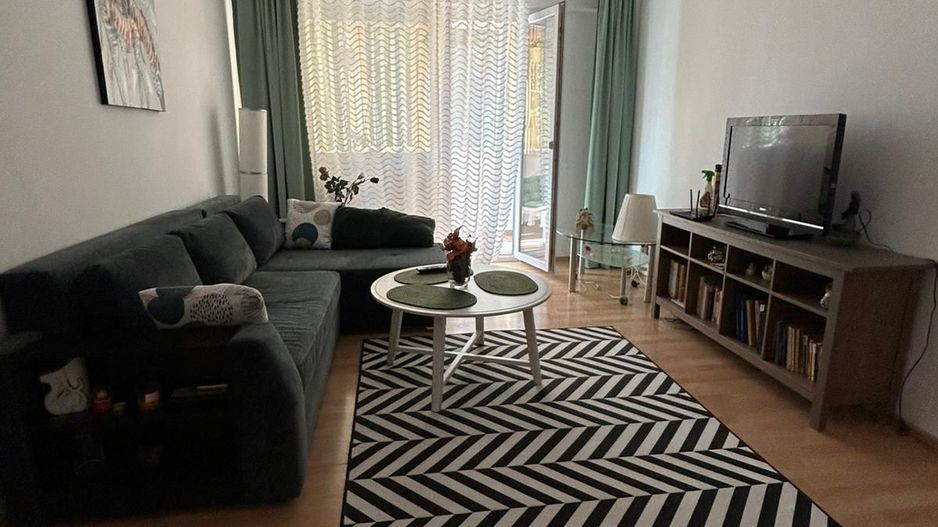 De inchiriat apartament de 3 camere in Titan, la 3 minute de metrou si parc IOR - Poză 1