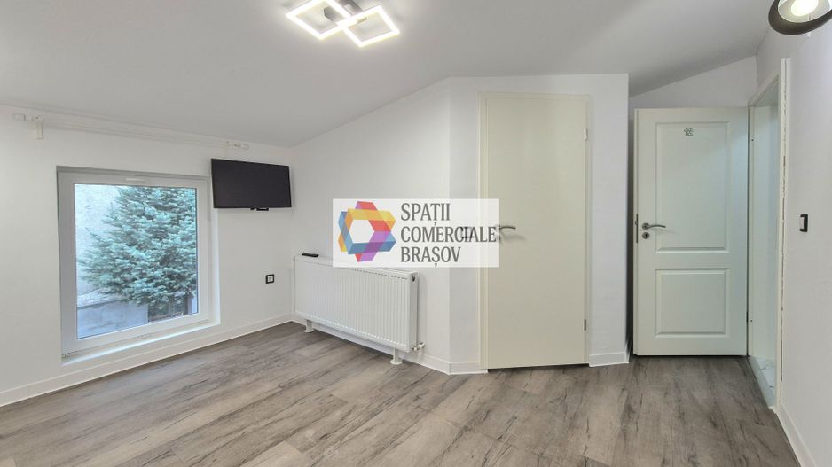Spatiu de birouri la casă - 225 mp - Poză 17