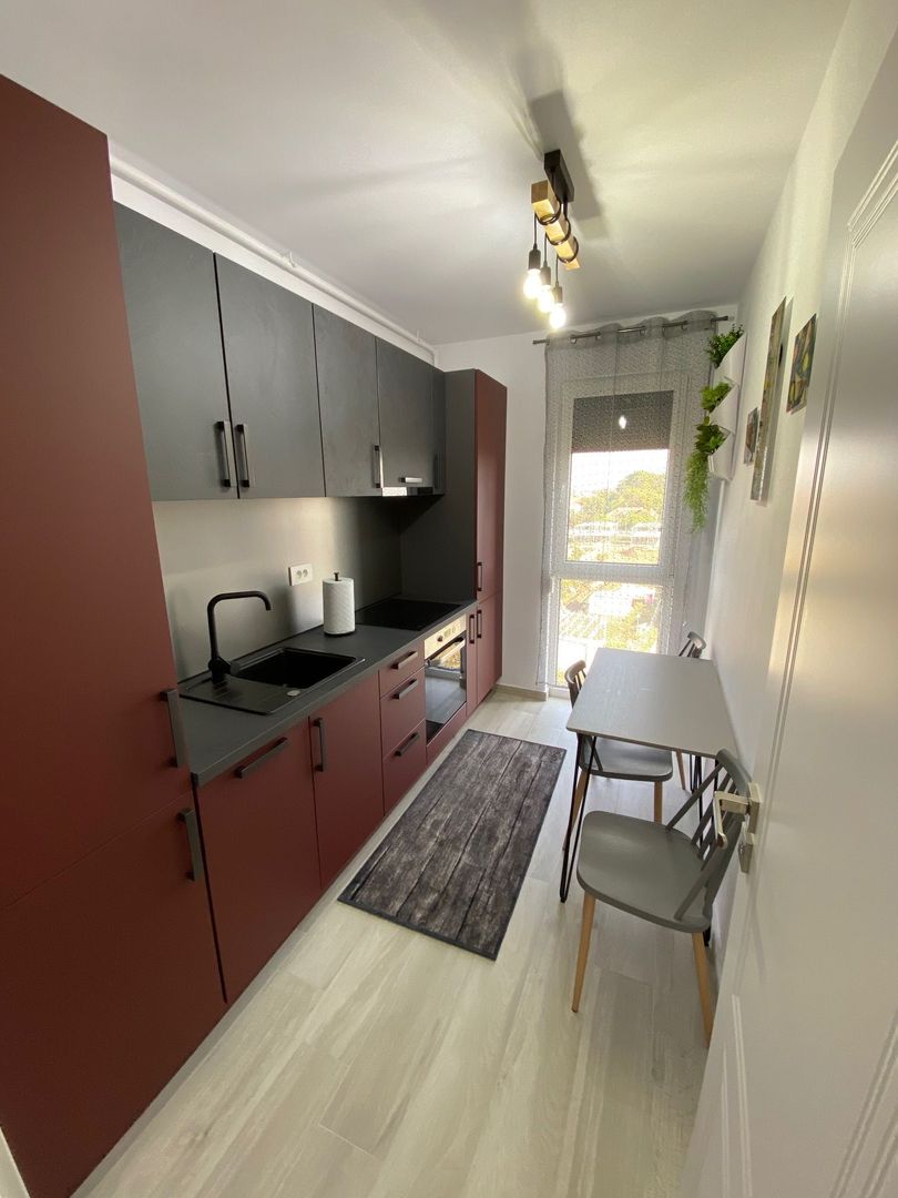 Apartament  langa British - Poză 3