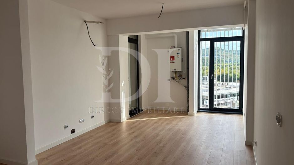 Apartament  de vanzare/ Zona BMW :Floresti - Poză 22