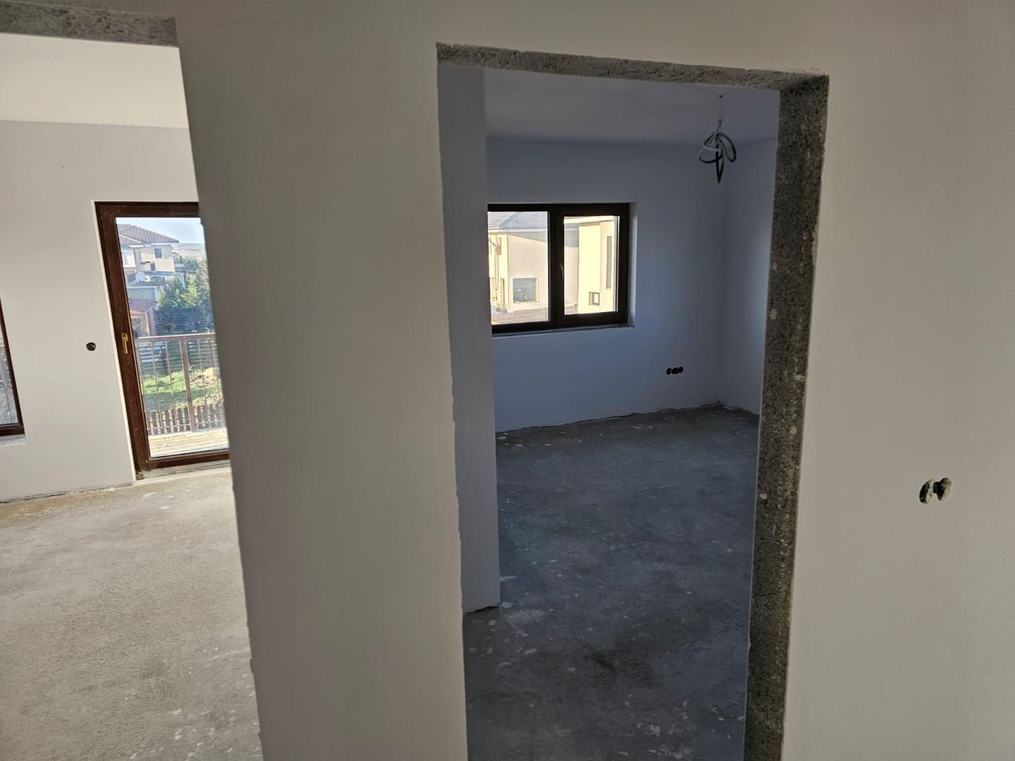 Comision 0% | Casa de vanzare in Dezmir | 149 utili | 2 parcari - Poză 18