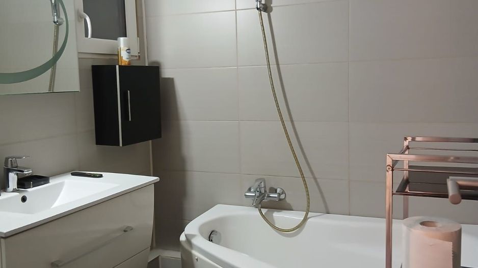 Apartament 3 camere de vanzare Gorjului - Poză 5