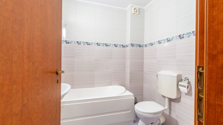Apartament renovat cu 2 camere + loc de parcare de vanzare Floresti - Poză 7