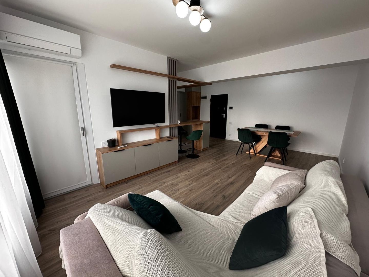 2 Camere + Parcare XXL Metrou Poenaru Lake House2 Lacul Morii Virtutii - Poză 3