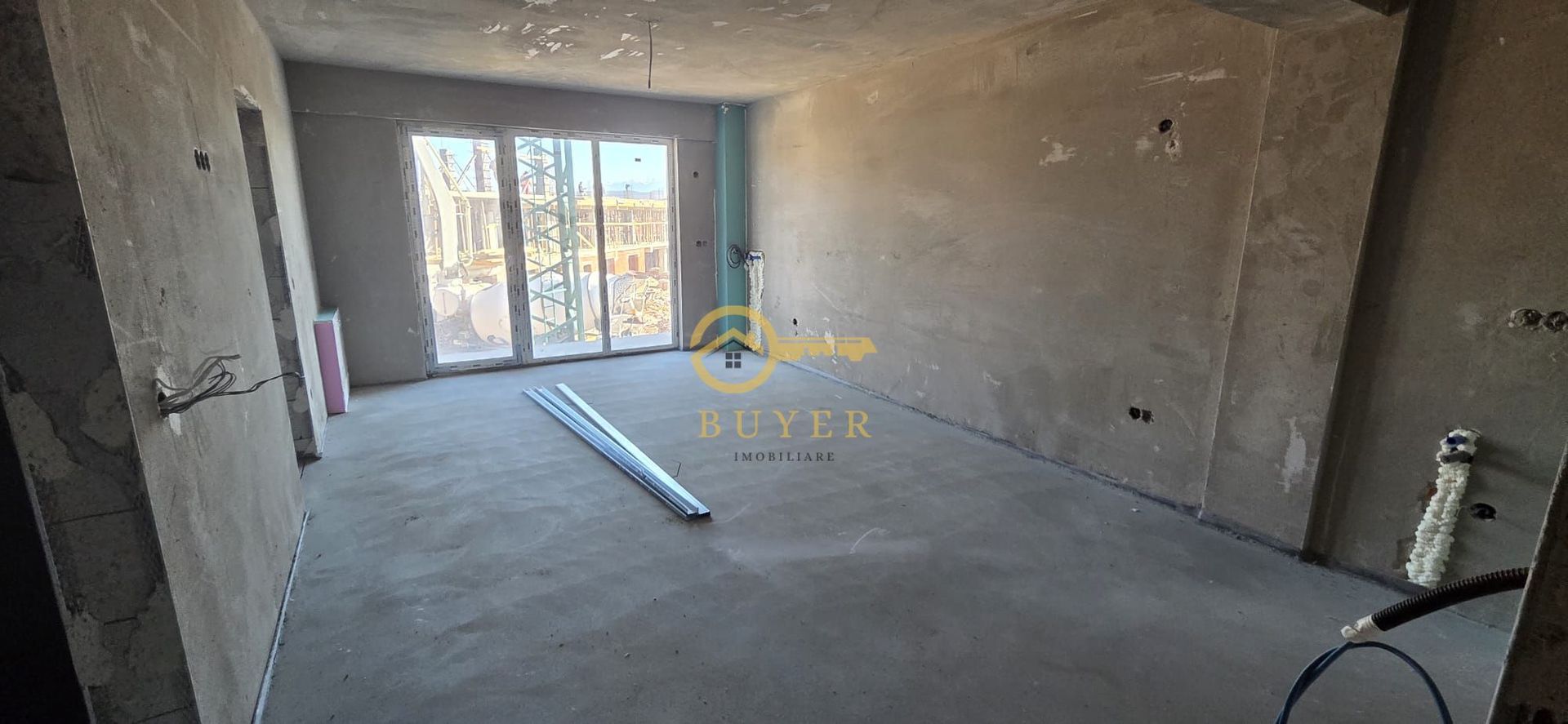 Ap cu 3 camere la etajul 2, incalzire in pardoseala, balcon si parcare - Poză 8