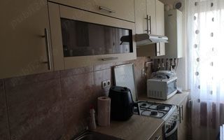 Vând apartament 2 camere Carpați 1 - Poză 1