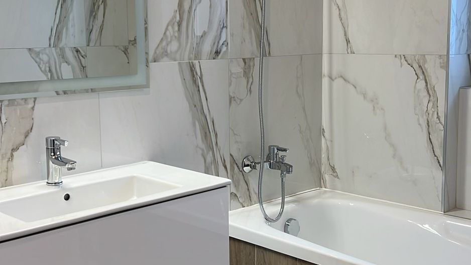 Aradului | 3 camere | Bloc nou | 2 băi | Lift | Parcare subterană - Poză 11