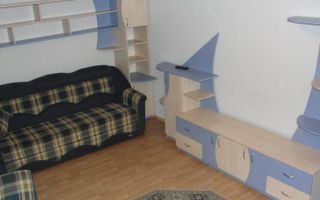 # vând apartament 3 camere - Poză 2