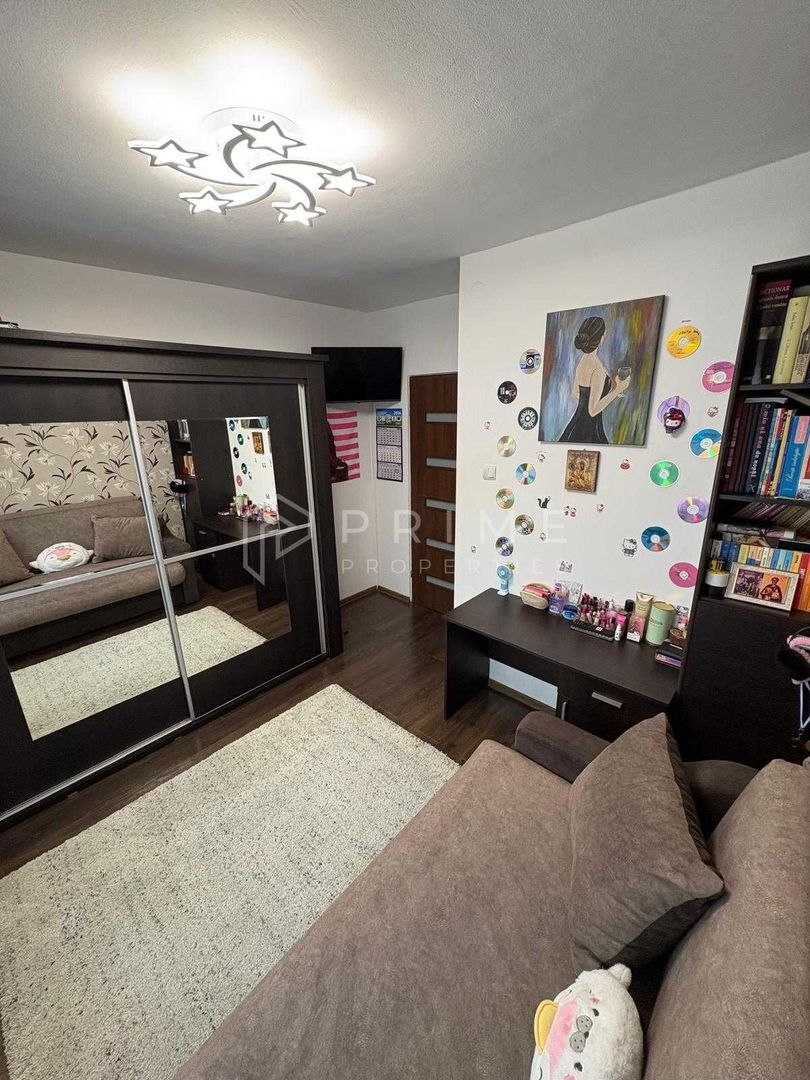 Apartament cu 3 camere, decomandat – Zona Fortuna - Poză 1