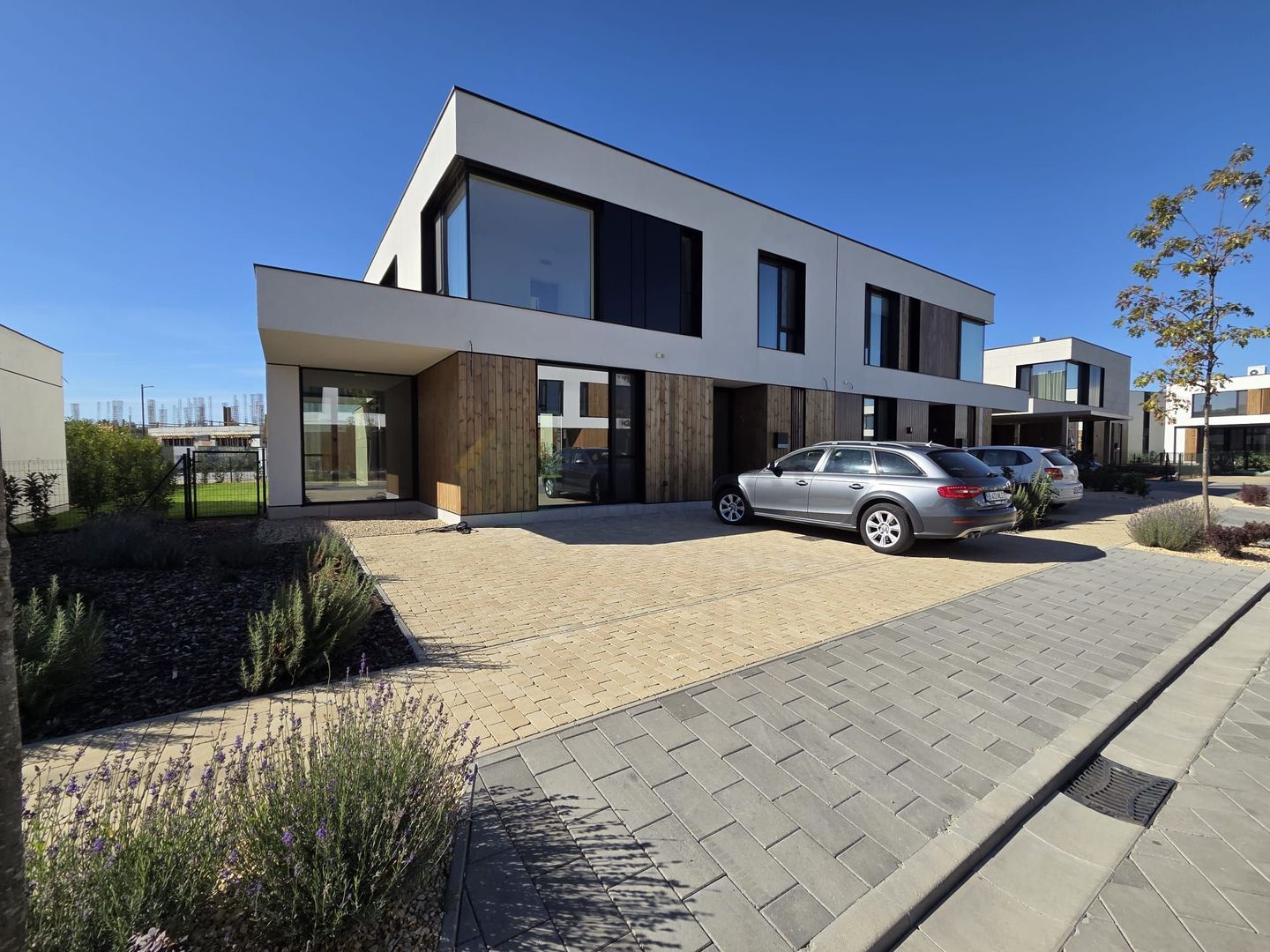 Vilă exclusivă în Amber Forest | 160 mp   | Teren 432 mp | 0% comision - Poză 1