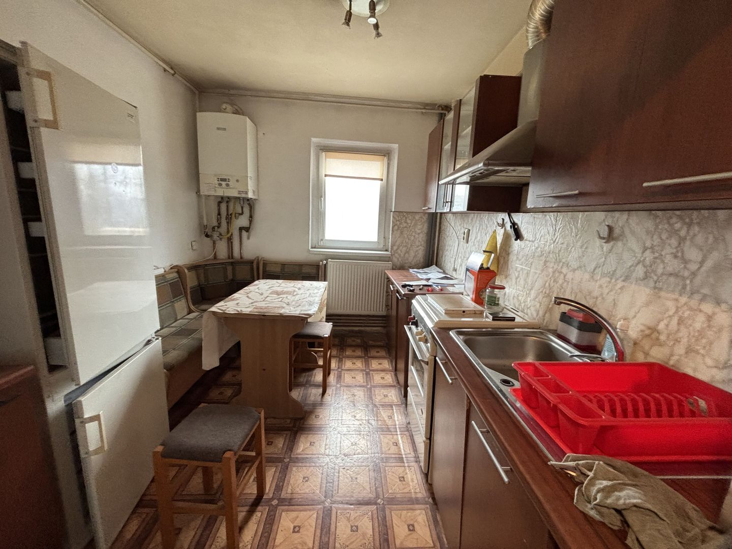 Apartament  modest, 2 camere zona Gheorghe Lazar - Poză 10