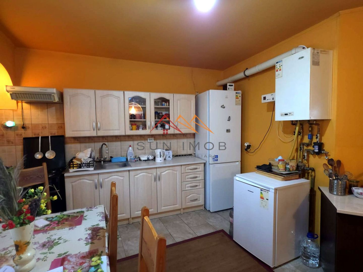 CASĂ INDIVIDUALĂ CU LIVADĂ | 2.195 MP TEREN | POIANA CÂMPINA - Poză 7