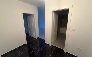 Decomandat. Disponibil imediat. Loc de parcare - Poză 12