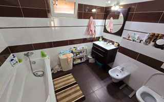 Casa de vanzare cu teren mare pe Ady Endre Aradul nou - Poză 25