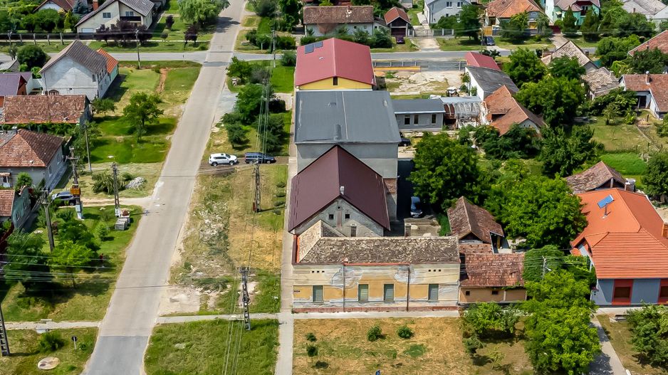 Moara veche Szabados malom -spațiu comercial Nădlac - Poză 3