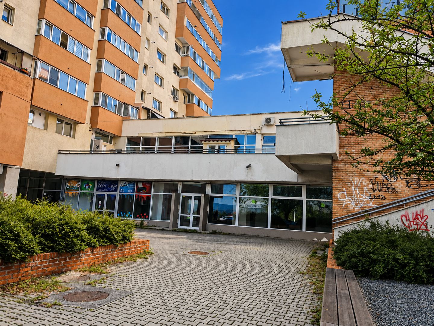 Spațiu comercial de închiriat (904 mp) - Zorilor - Poză 1