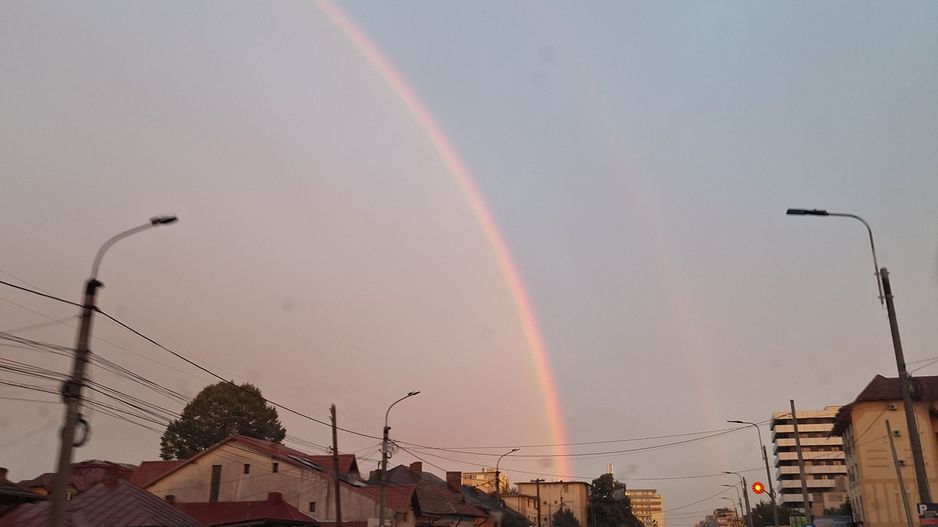 AZURA Imobiliare - Teren Pitesti Fr Golesti - Poză 2