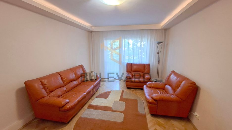 Apartament 3 camere decomandate + parcare, mijlocul strazii Titulescu! - Poză 6
