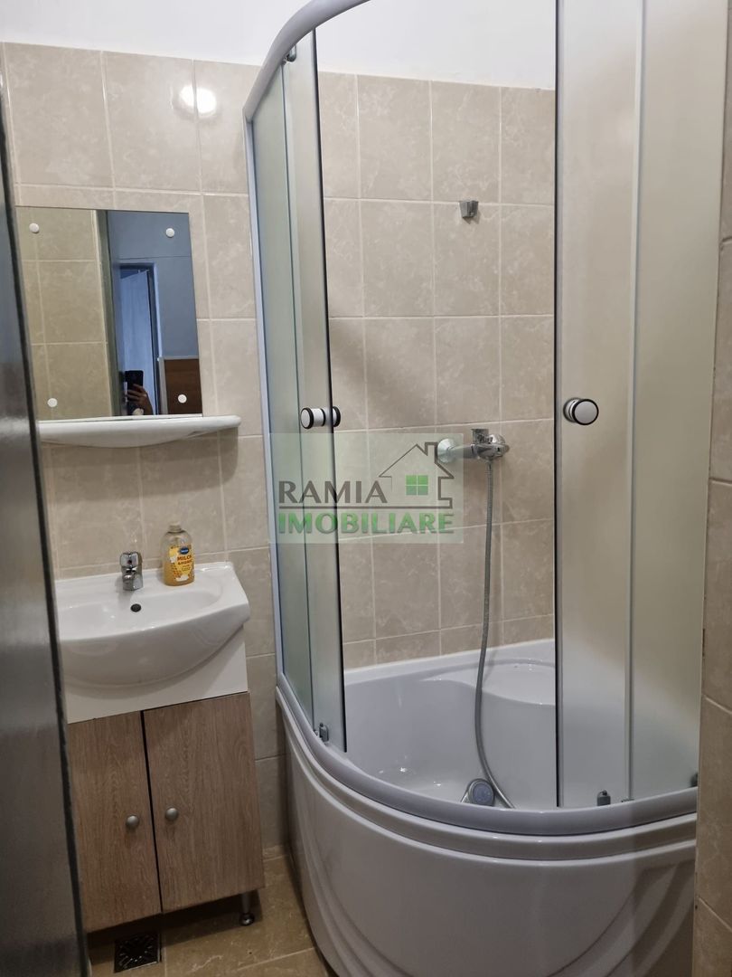 Apartament 2 camere de închiriat în Piața Sfatului, Centrul Istoric - Poză 12