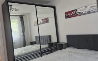 Inchiriez apartament 4 camere, complet renovat, - Poză 13