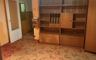 Apartament cu 2 camere, 39mp, Zona 7 noiembrie - Poză 2