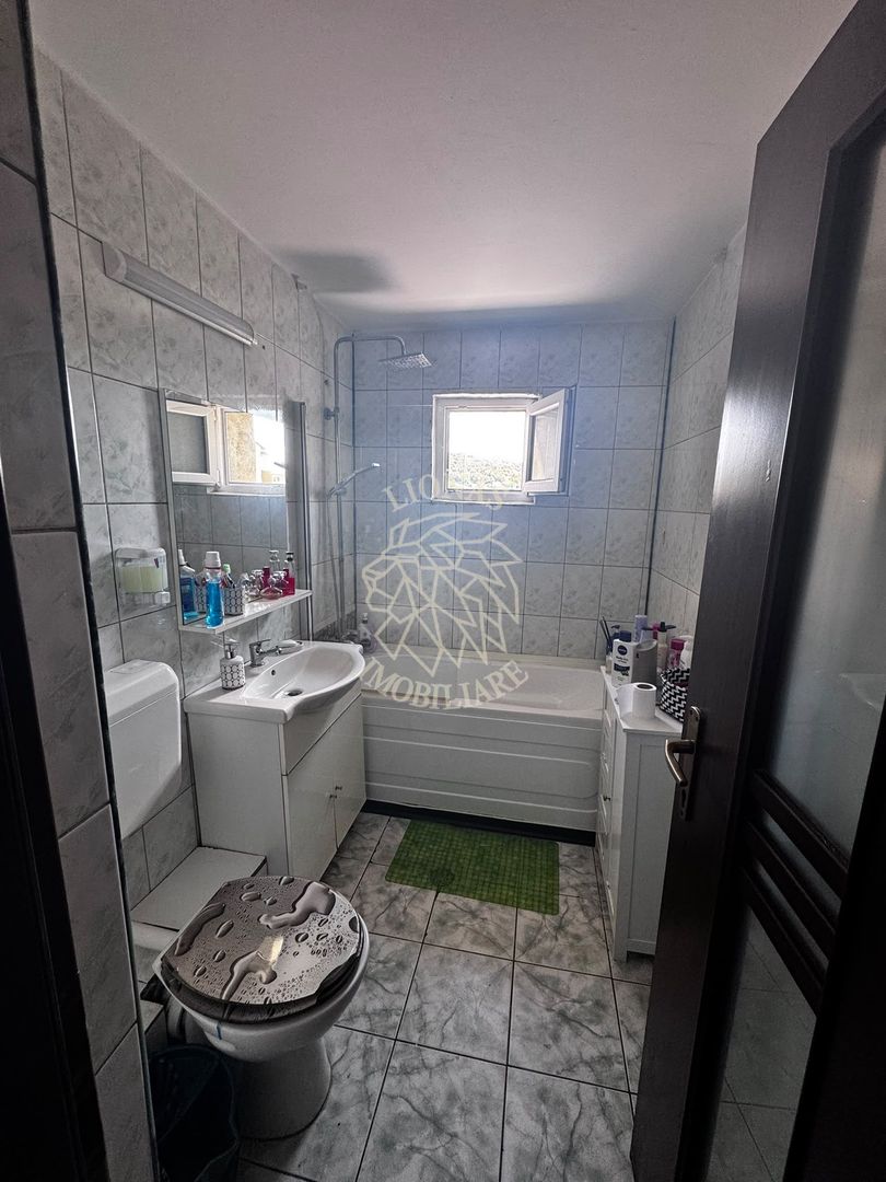 Apartament decomandat 3 camere-2 balcoane-etaj 3-Zona Petru Maior - Poză 7