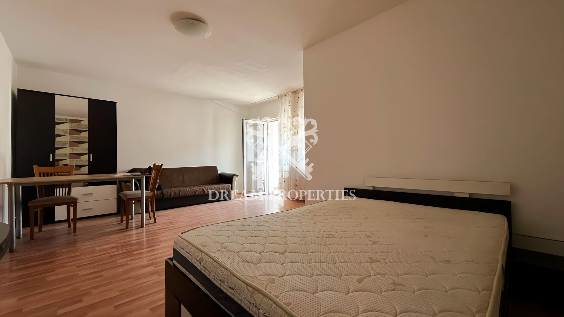 Apartament cu o camera, balcon, parcare, zona Apahida - Poză 1