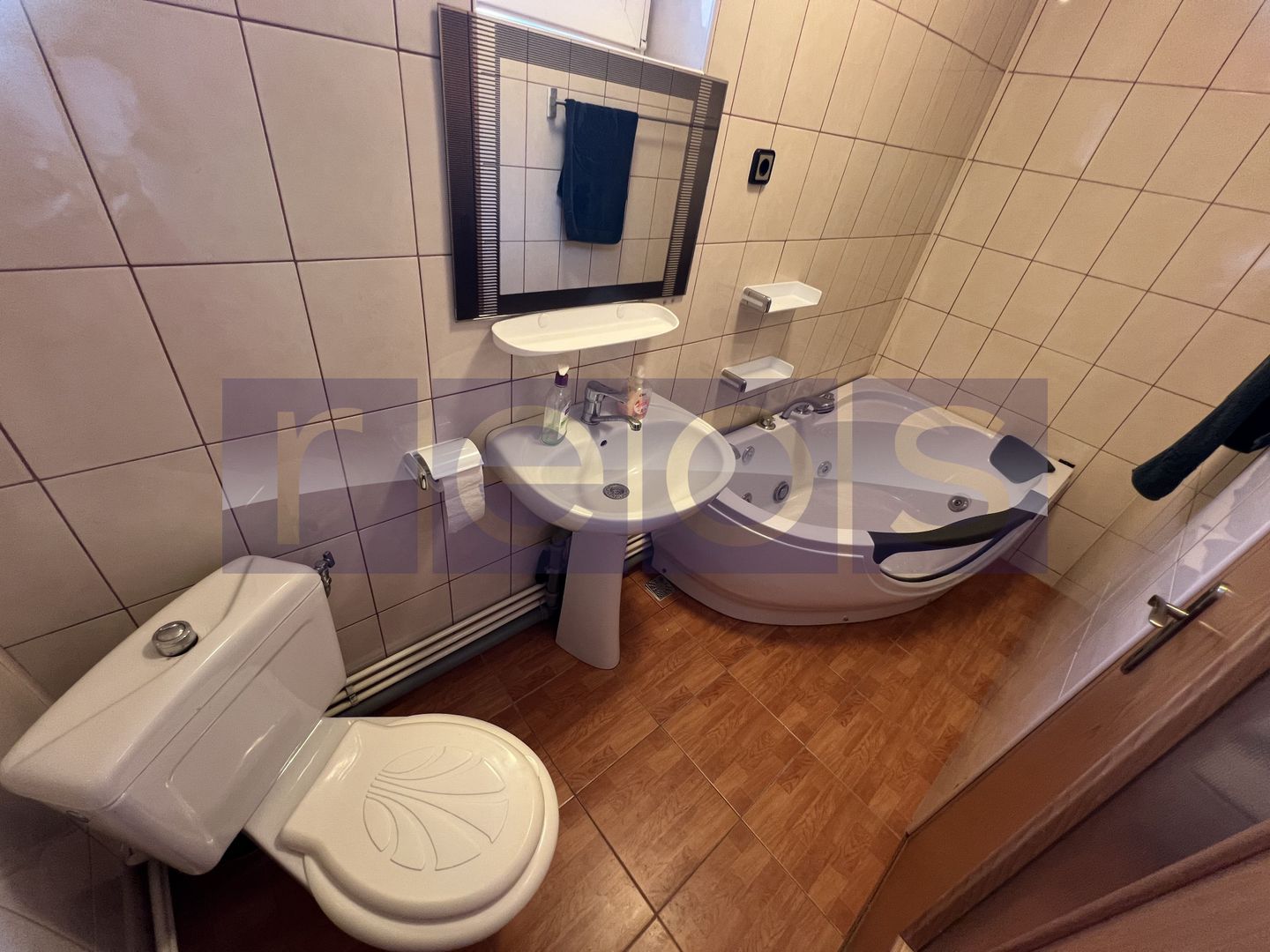 VANZARE CASA SPATIOASA SI LUMINOASA | ZONA CRANGASI / GIULESTI | TEREN 300 MP - Poză 11