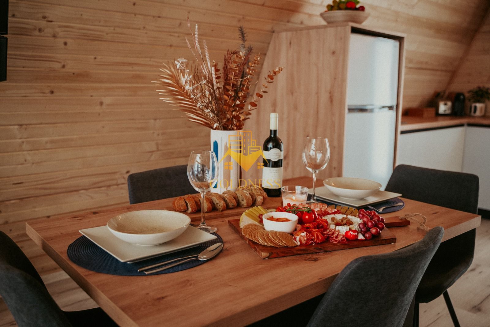 Afacere la cheie! Minicomplex 2 cabane A-frame, teren 1250mp, Vladeasa - Poză 1