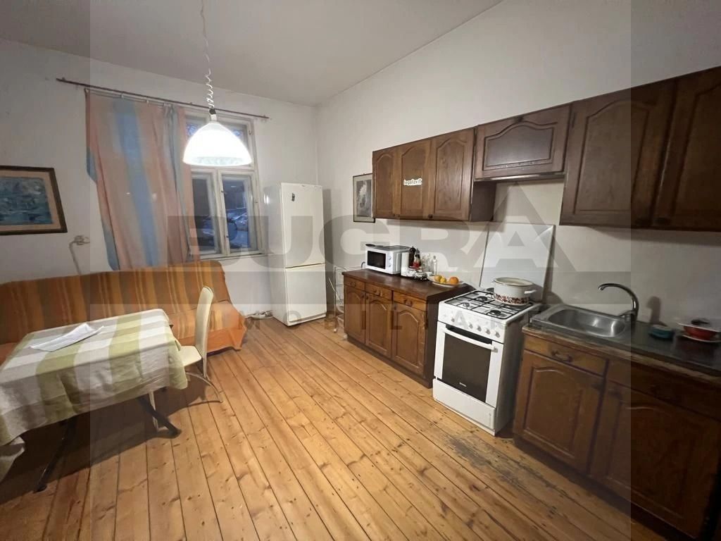 Casa cu 3 camere de vanzare, Andrei Muresanu - Poză 3