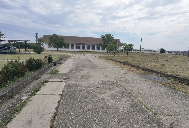 Proprietate industriala la 30 km exterior sud Timisoara - Poză 15