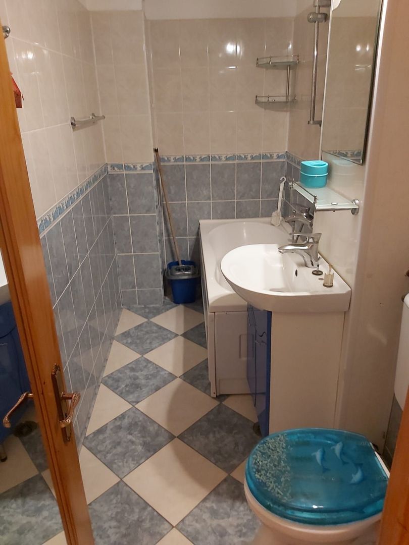 Garsoniera de inchiriat – Focsani, etaj 2, 30 mp, mobilata si utilata - Poză 3