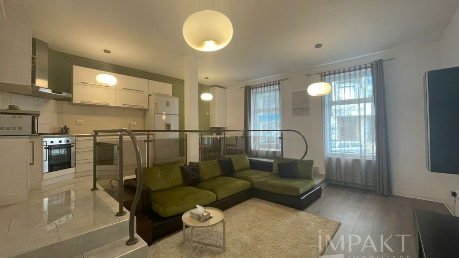 Apartament la casa cu 3 camere de inchiriat - Poză 1