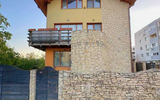 Vilă  în Nordul Bucureștiului - Poză 1