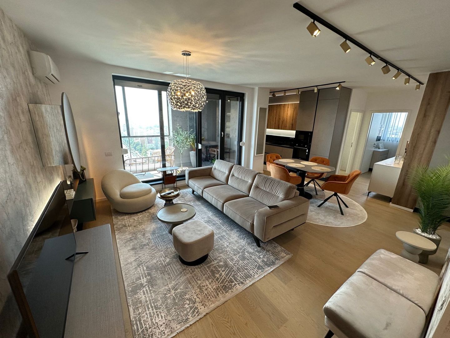 Apartament 3 camere la ISHO - Poză 4