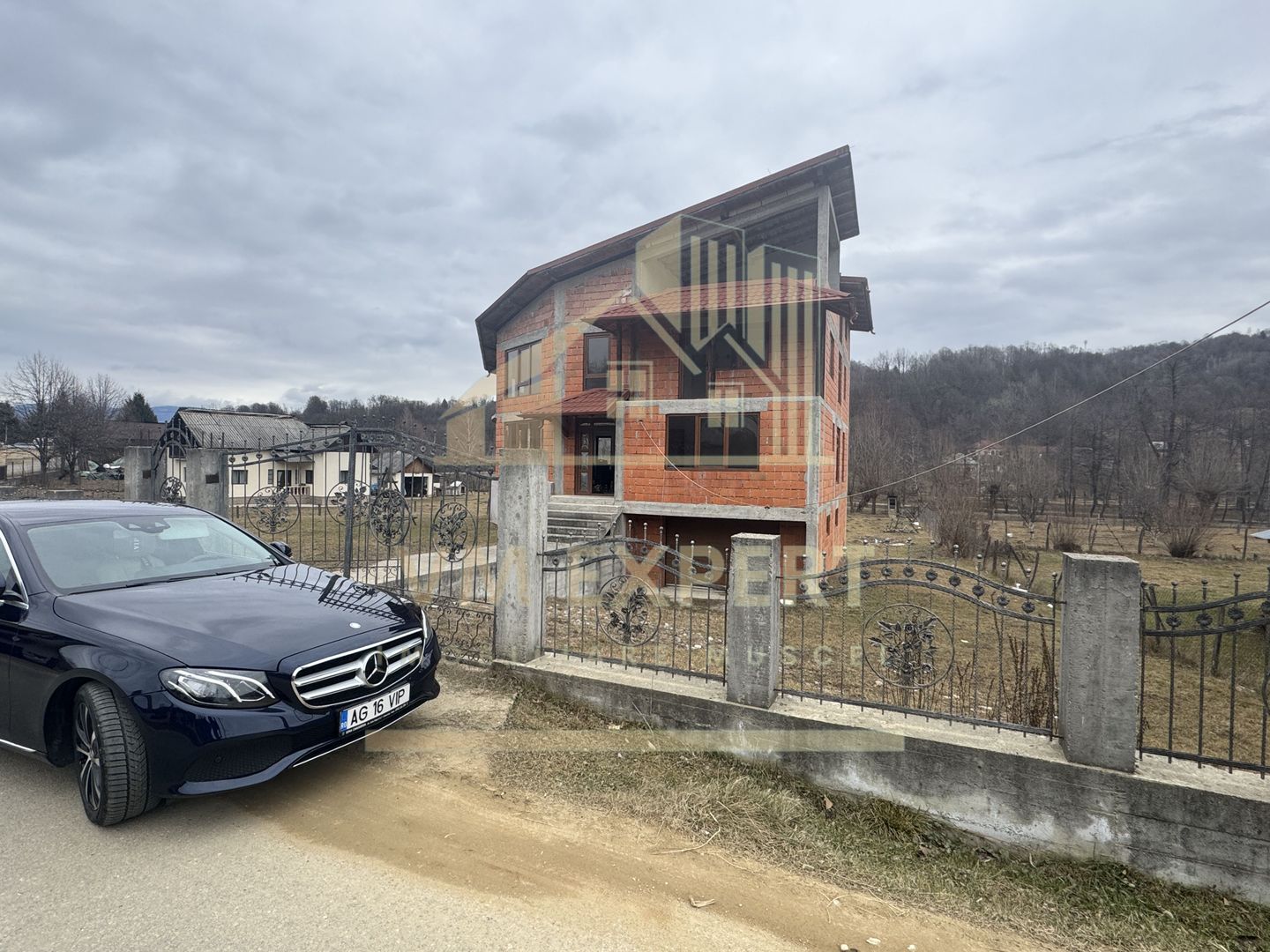 VILA 7 CAMERE TEREN 1654 MP BUGHEA DE JOS ARGES - Poză 34