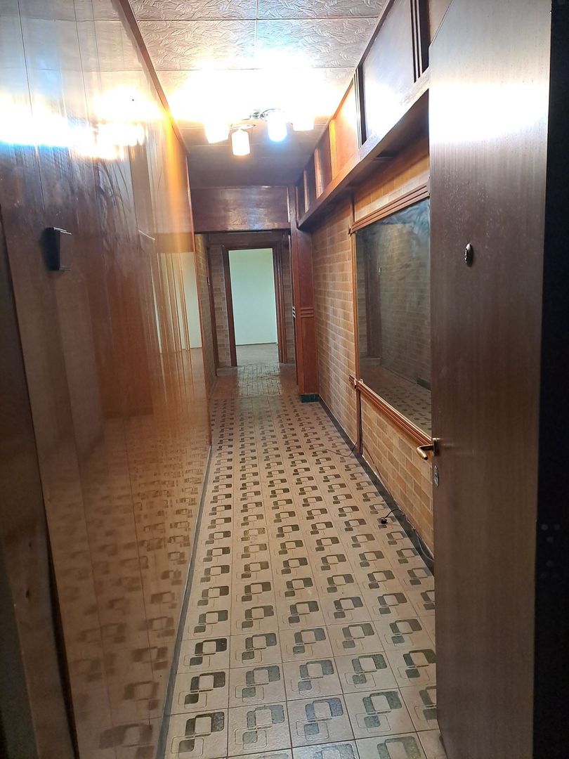 Vand apartament 4 camere - Poză 1