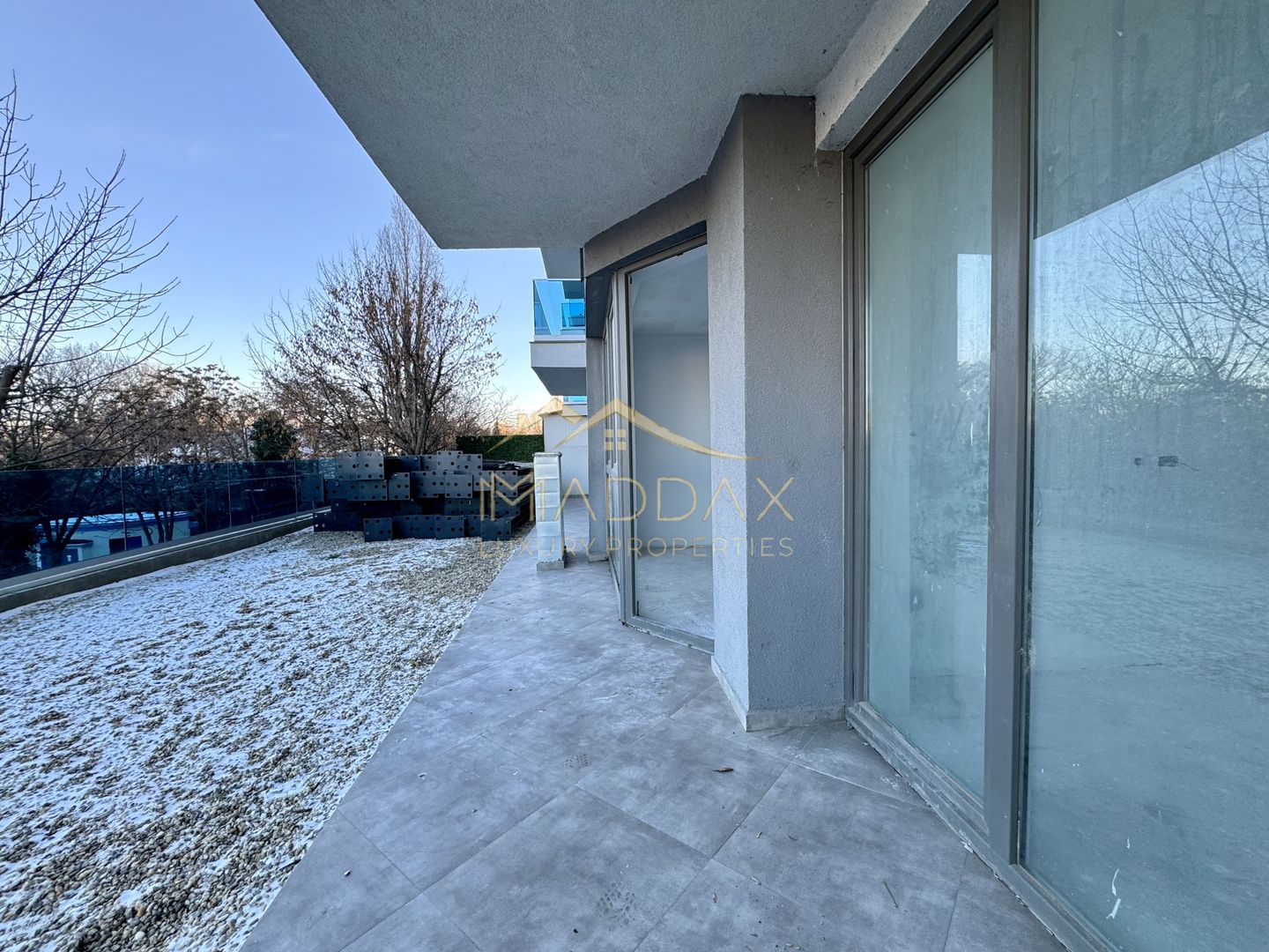 Apartament cu 2 camere *60mp utili* + curte *46mp*  // Floreasca - Park View - Poză 2