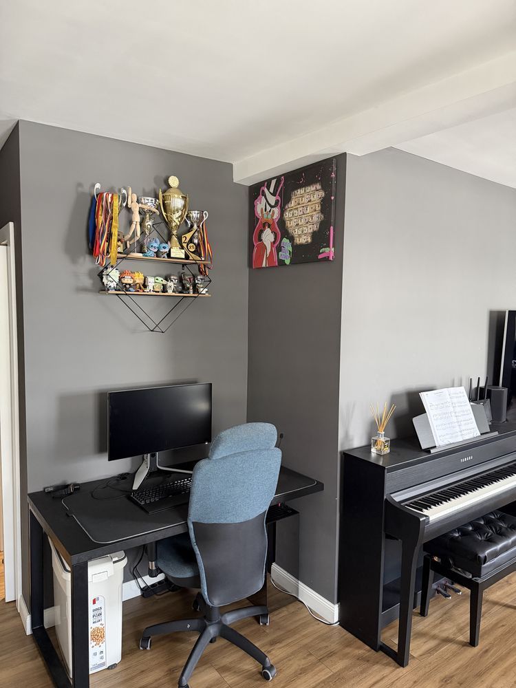 Apartament 2 camere, balcon, 2 parcari, BMW - Poză 3