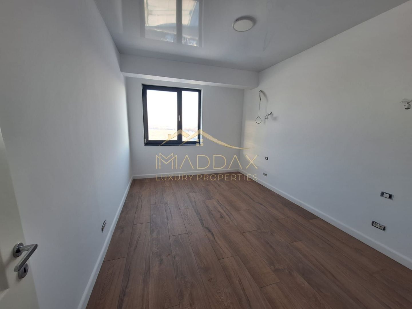 Apartament cu 4 camere + terasa*** 178 mp***Promenada Mall - Poză 16