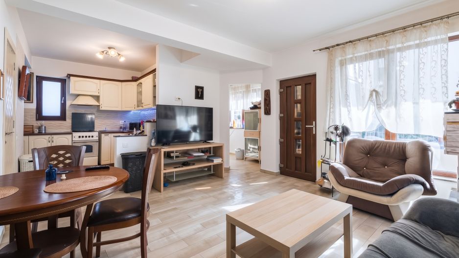 Casă individuală 3 camere | Teren 178 mp | Tunari | Construcție 2018 - Poză 2