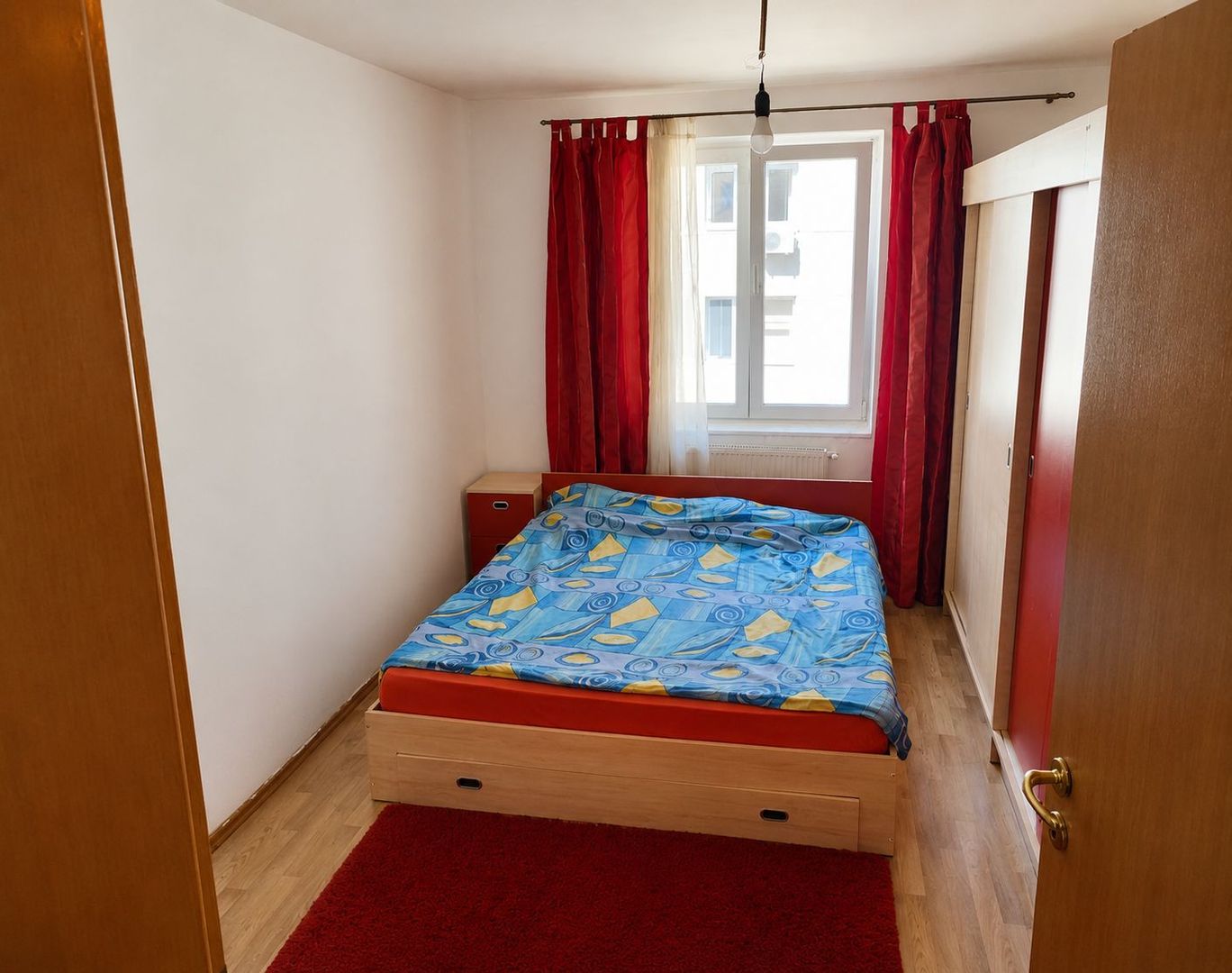 Apartament de închiriat 3 camere, 63mp utili, mobilat, utilat, Cetate - Poză 3