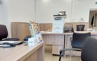 Spatiul comercial 100 mpu str.Sf Vineri colt cu B-dul Corneliu Coposu - Poză 13