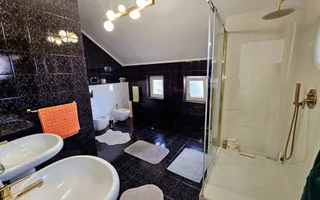 Casă de lux D+P+1, Cetate Alba Iulia, 616 mp, teren 937 mp, 2 garaje - Poză 23